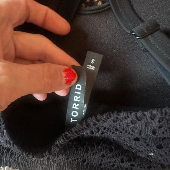 Torrid Crochet swim Top size 3 - Picture 4 of 7